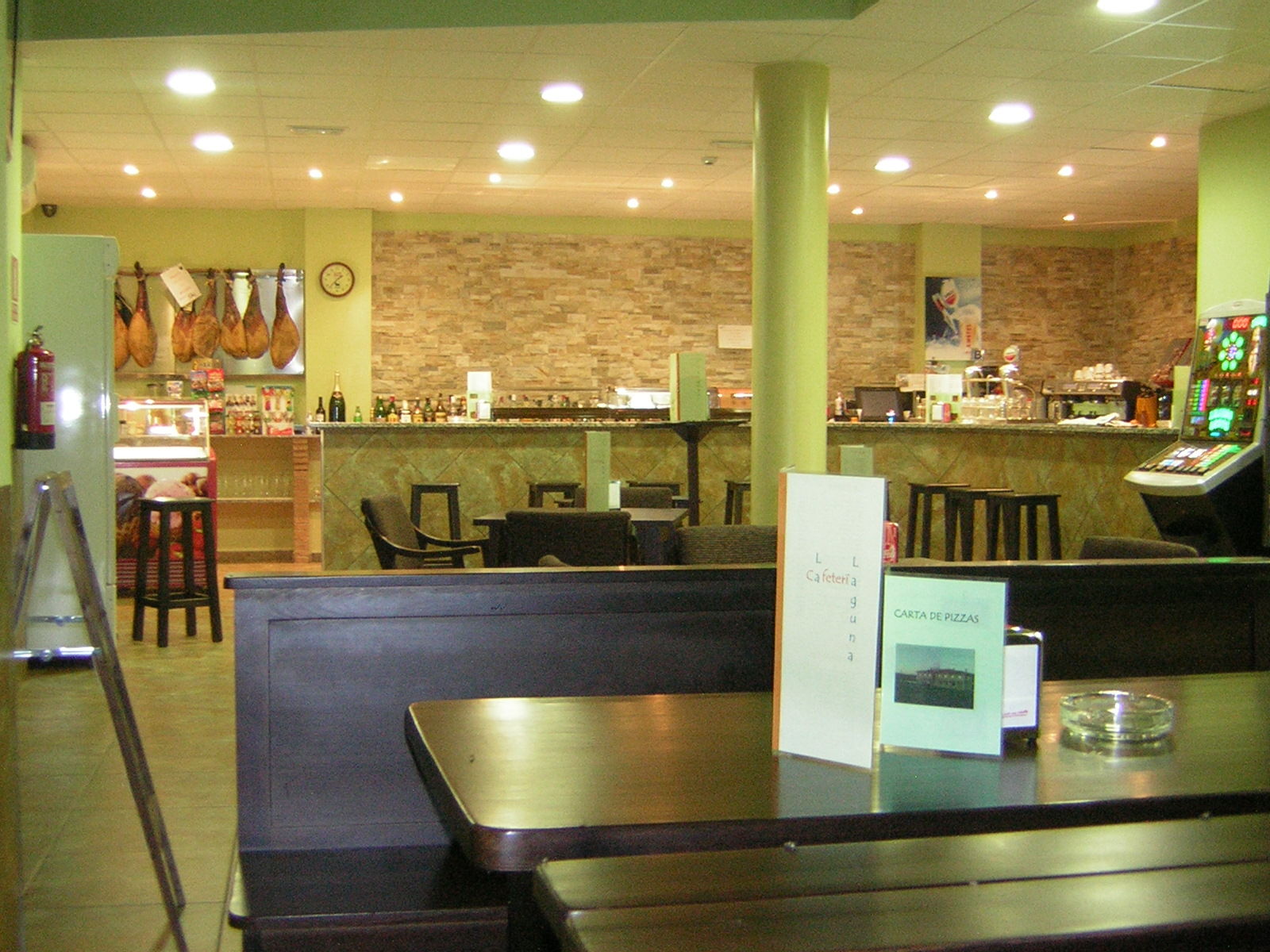 Hotel Sostenible La Laguna Brozas Restaurante foto